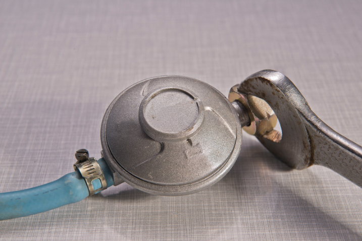 Détendeur de gaz avec clé à molette